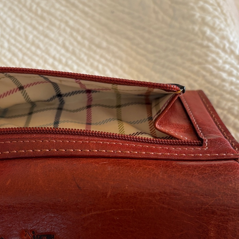 Coach Tan Leather wallet with Brass Buckle - Picture 6 of 9